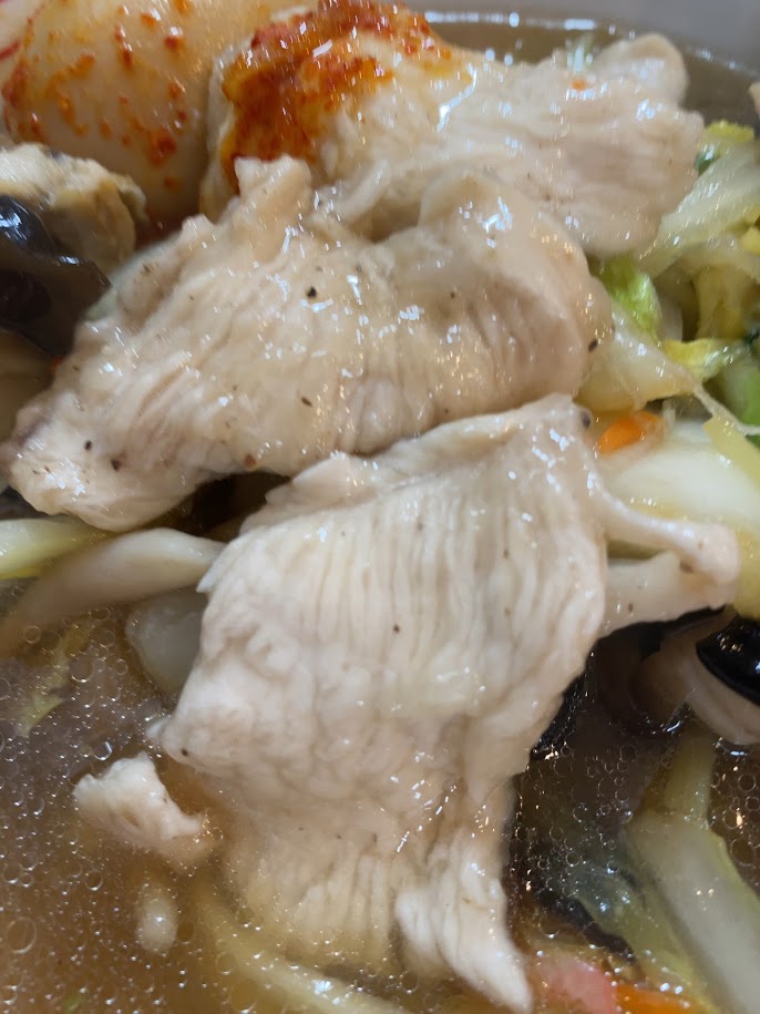 蒙古タンメン中本品川店の鶏うま煮そばの”鶏うま煮”
