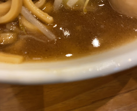 淵野辺の麺屋歩夢・小ラーメンのスープ