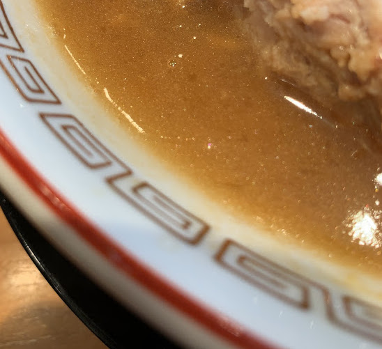 ラーメン豚山東長崎店のスープ